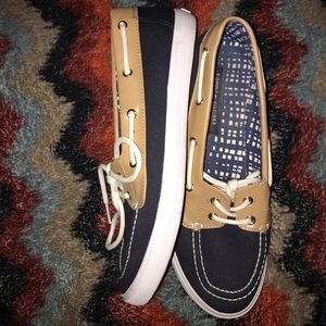 tommy hilfiger navy blue and leather boat shoes